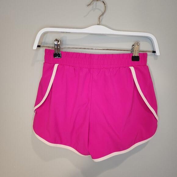 DSG Girls Pink Shorts - Soccer Tennis Running - Size M - Picture 1 of 4